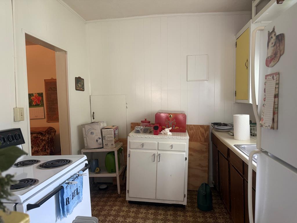 307 SE B Street