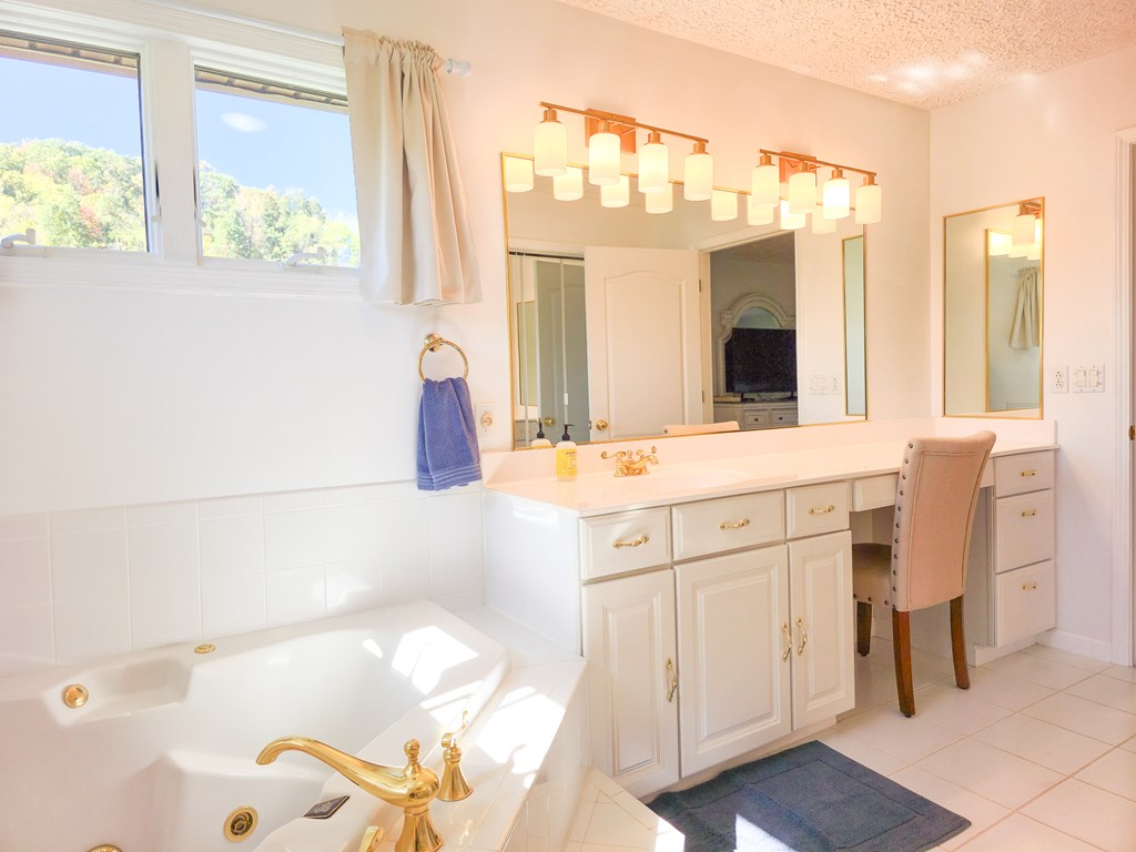 22402 Green Spring Road