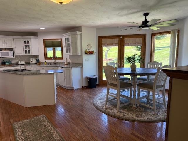 22402 Green Spring Road