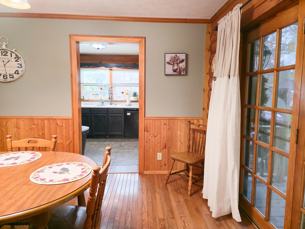 18466 Gov G C Peery Hwy, Pounding Mill