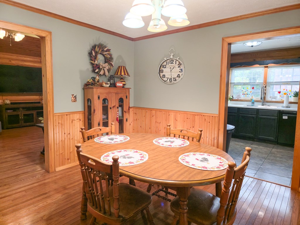 18466 Gov G C Peery Hwy, Pounding Mill