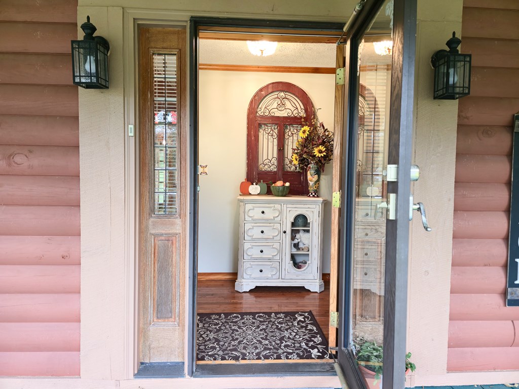 18466 Gov G C Peery Hwy, Pounding Mill