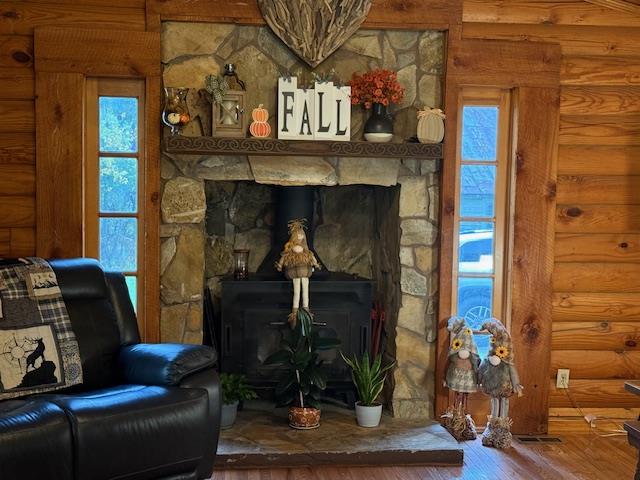 18466 Gov G C Peery Hwy, Pounding Mill