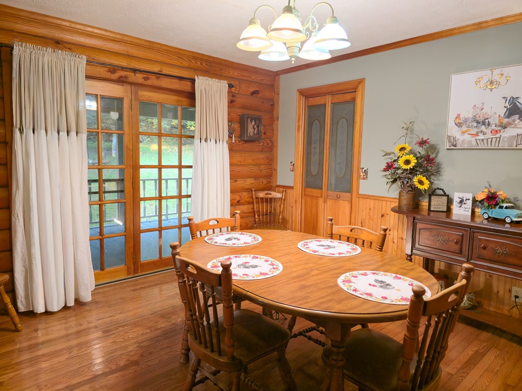 18466 Gov G C Peery Hwy, Pounding Mill