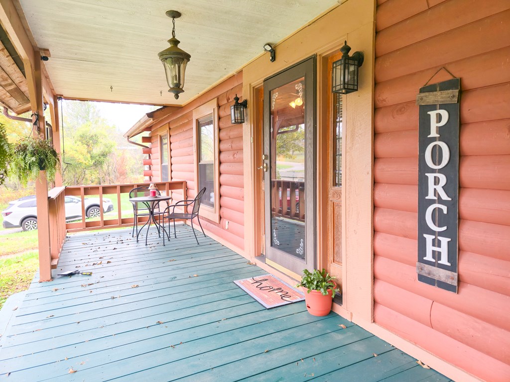 18466 Gov G C Peery Hwy, Pounding Mill