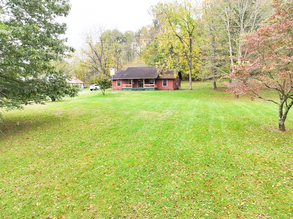 18466 Gov G C Peery Hwy, Pounding Mill