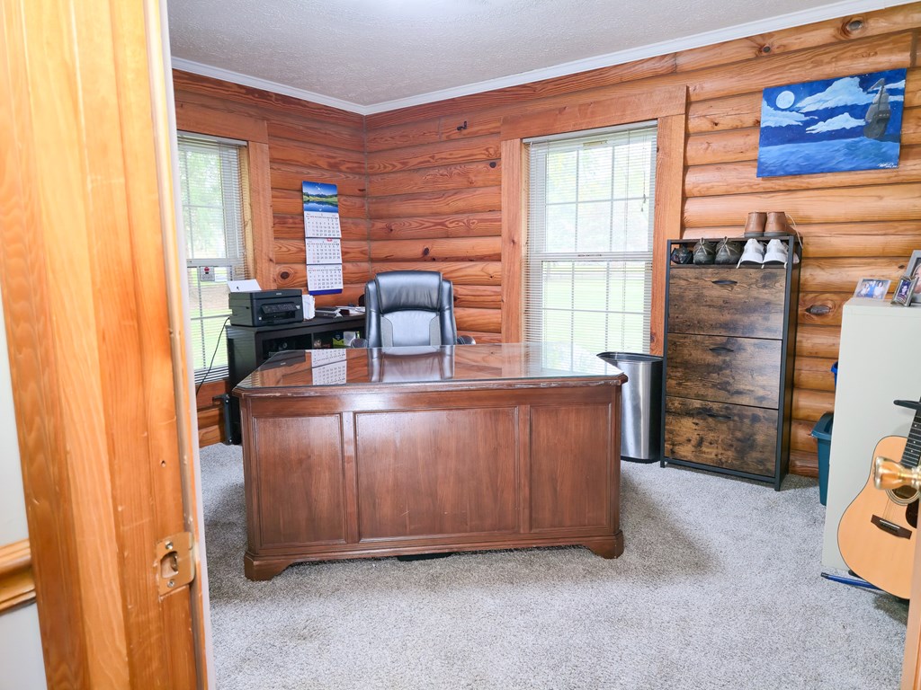 18466 Gov G C Peery Hwy, Pounding Mill