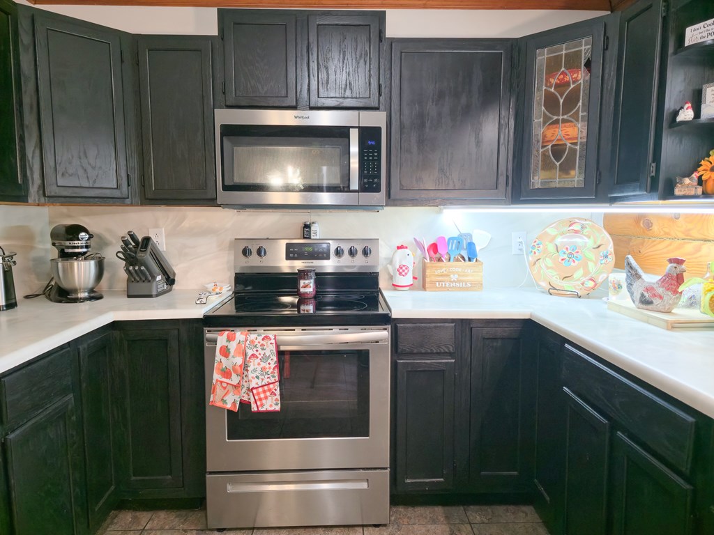 18466 Gov G C Peery Hwy, Pounding Mill