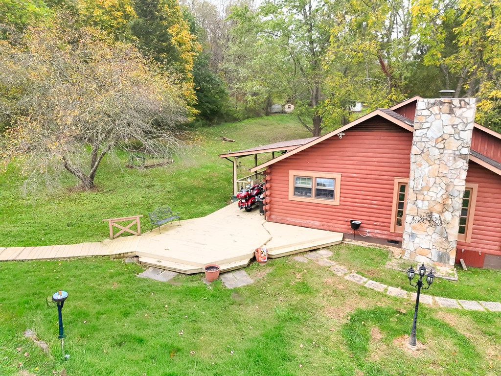 18466 Gov G C Peery Hwy, Pounding Mill