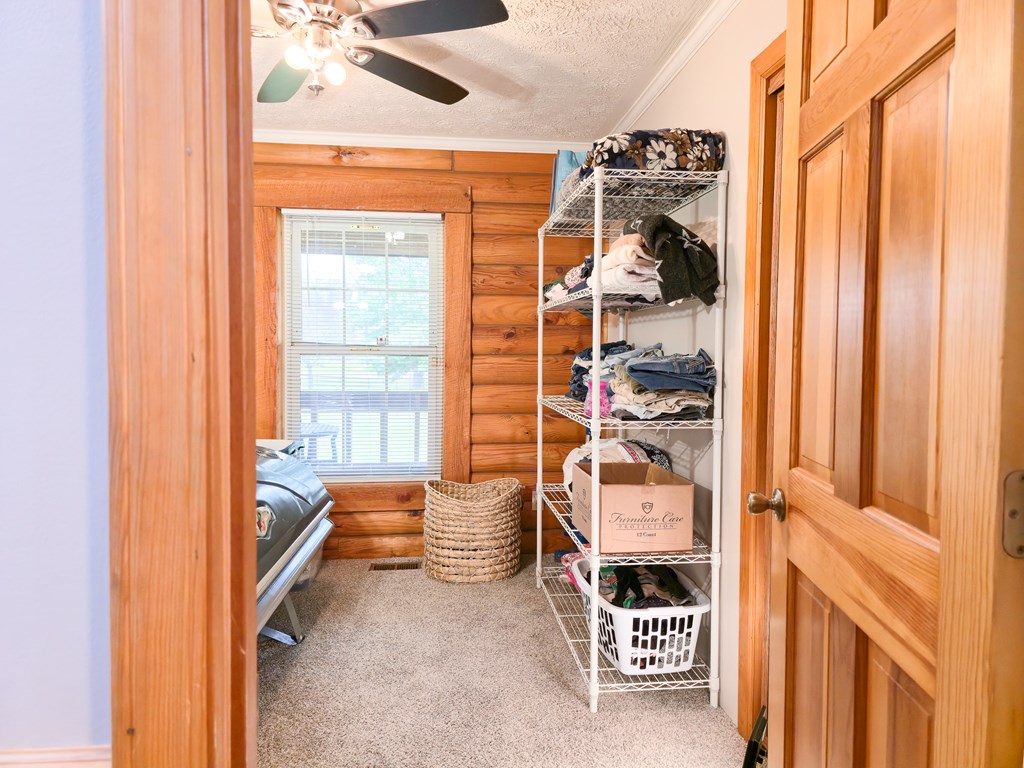 18466 Gov G C Peery Hwy, Pounding Mill