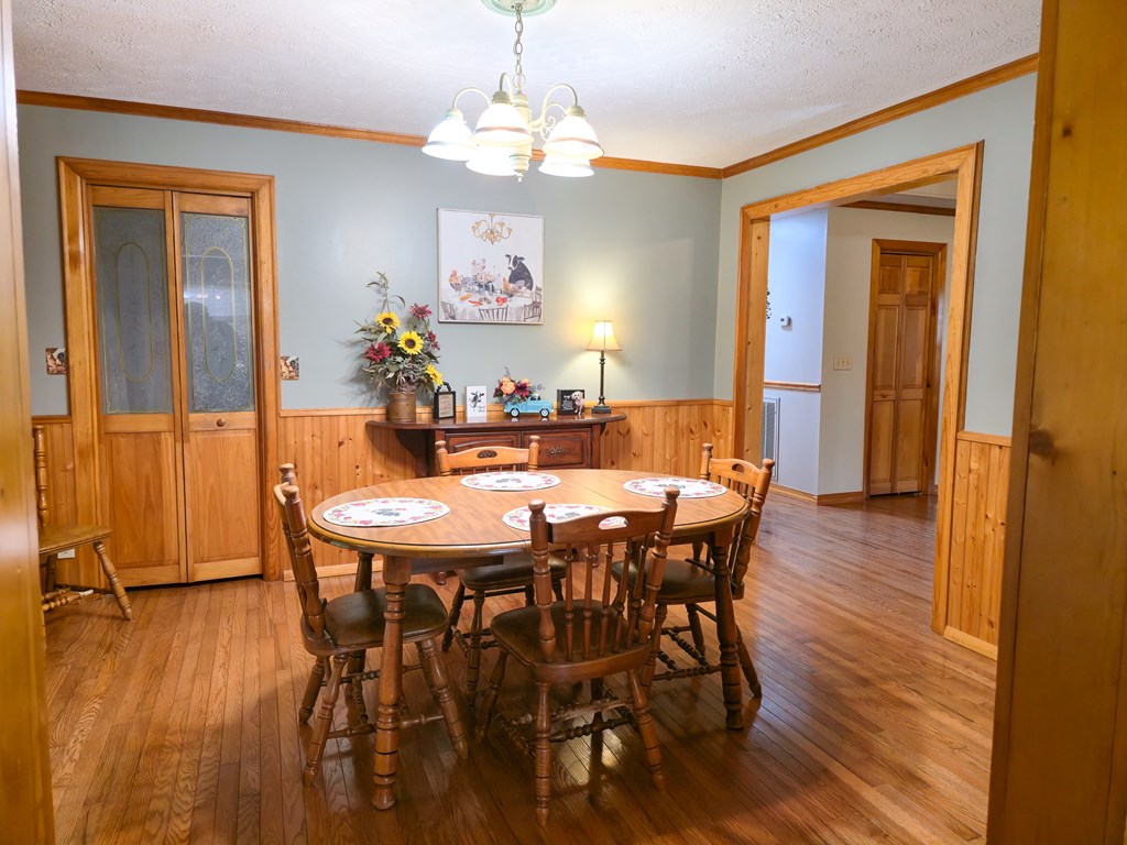 18466 Gov G C Peery Hwy, Pounding Mill