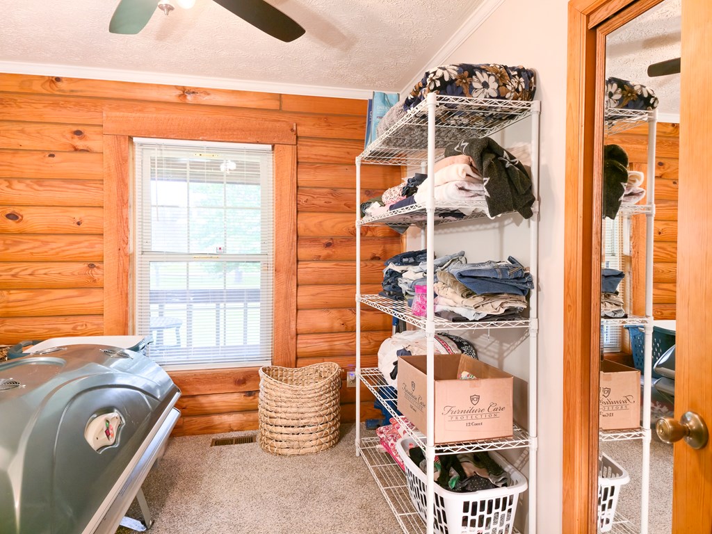 18466 Gov G C Peery Hwy, Pounding Mill