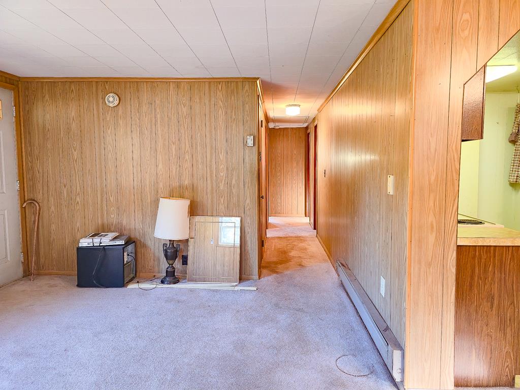 8836 Lovers Gap Road, Vansant