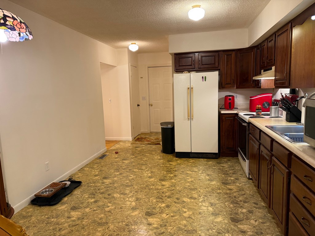 424 King Solomon Colley Cemetery Road