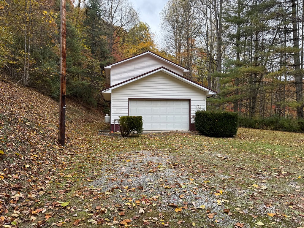 424 King Solomon Colley Cemetery Road