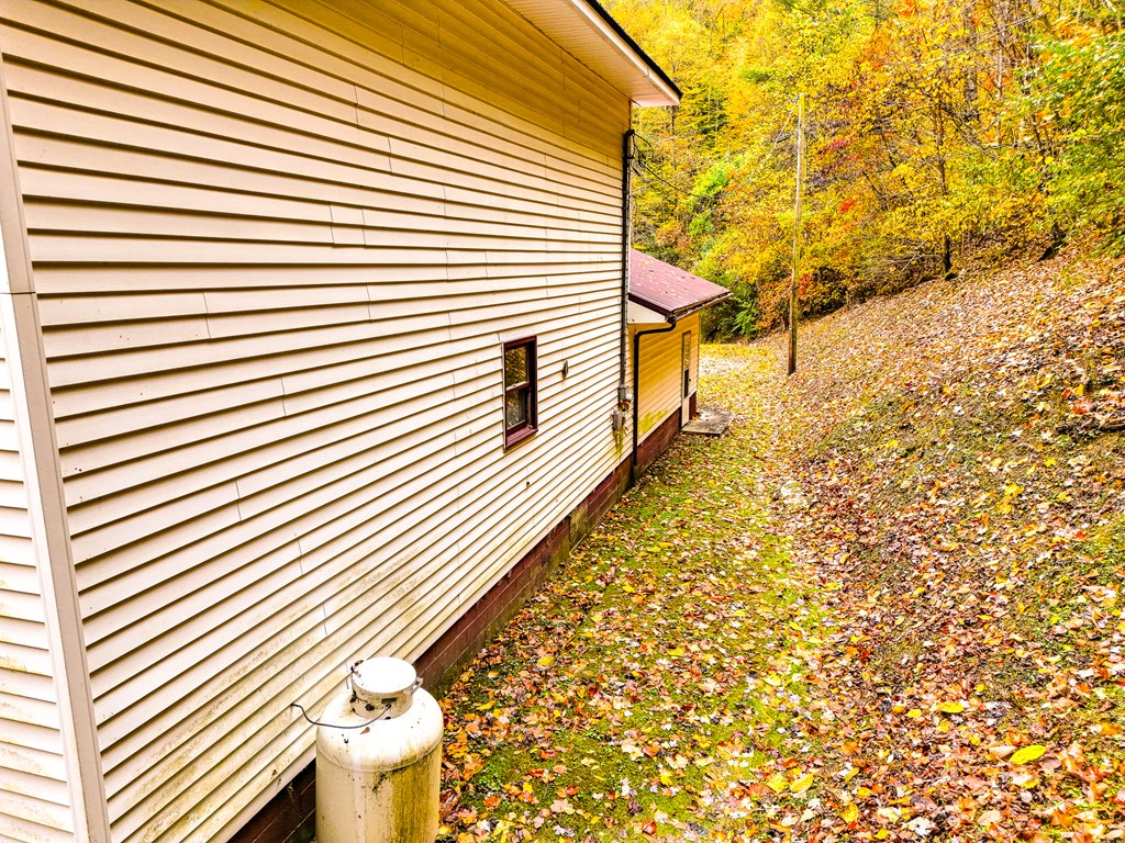 424 King Solomon Colley Cemetery Road