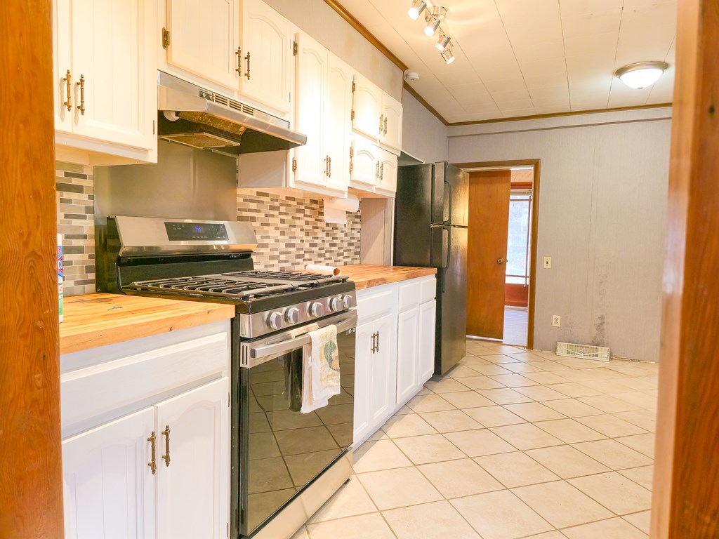 1154 Fairview Street