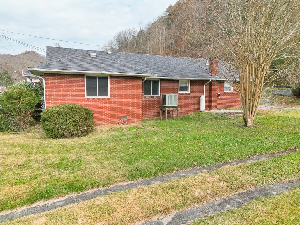 1154 Fairview Street