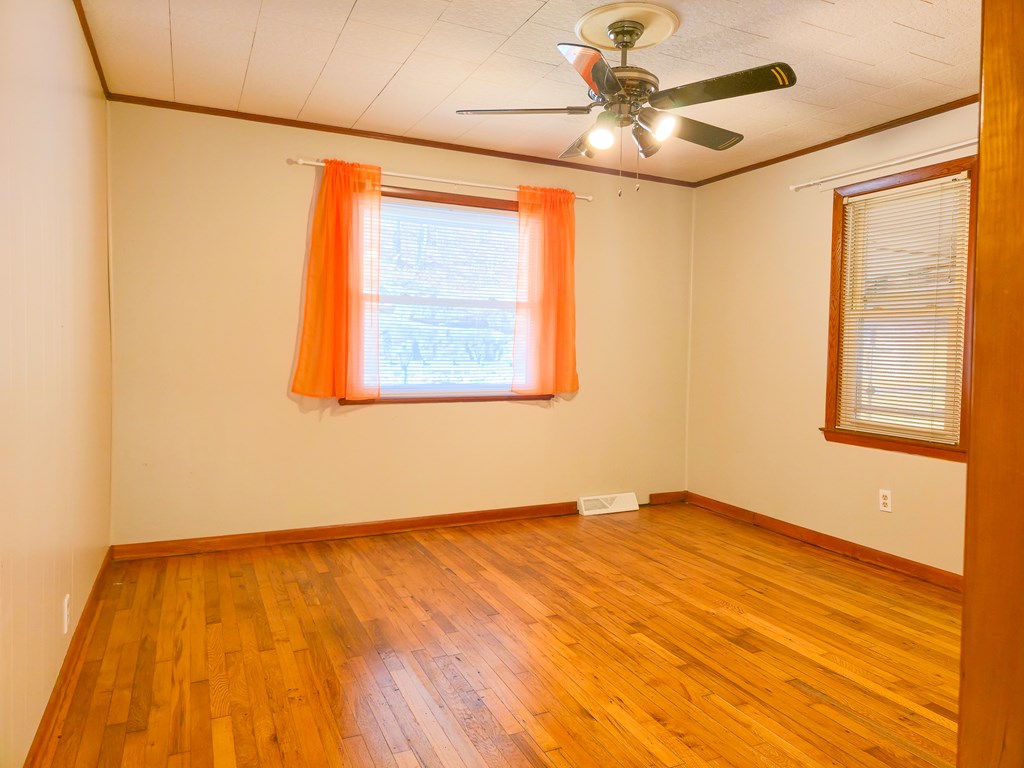 1154 Fairview Street