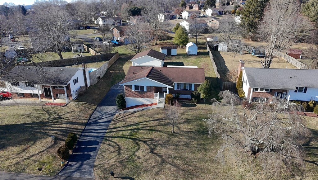 328 Winding Way Road