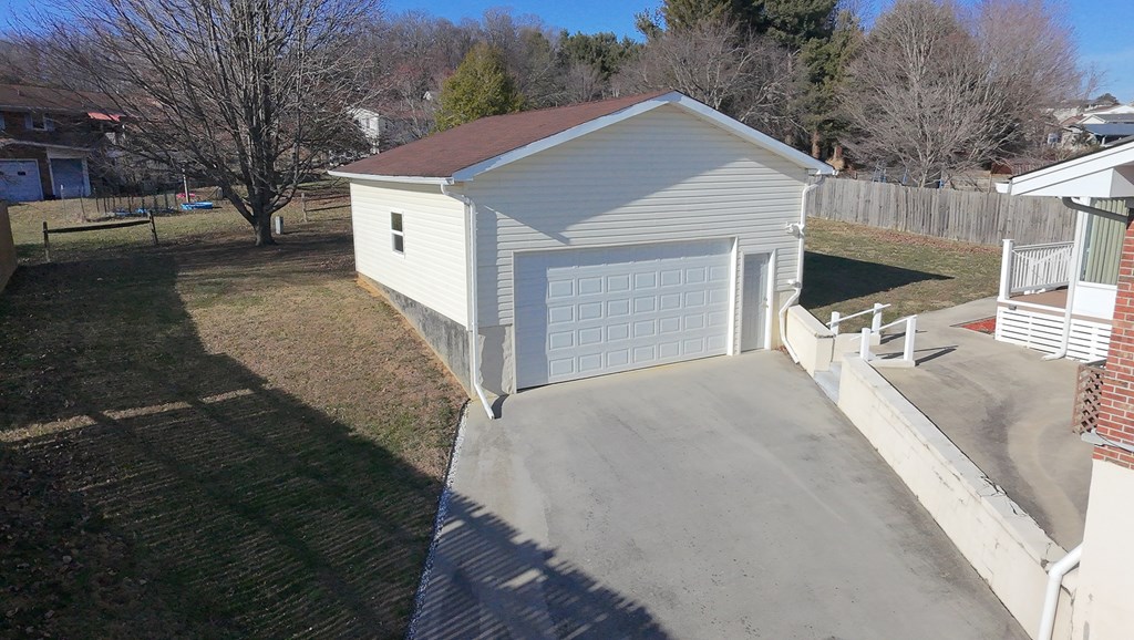 328 Winding Way Road