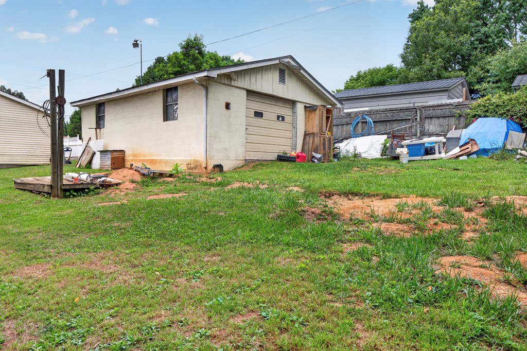 20319 Wood Howell Road