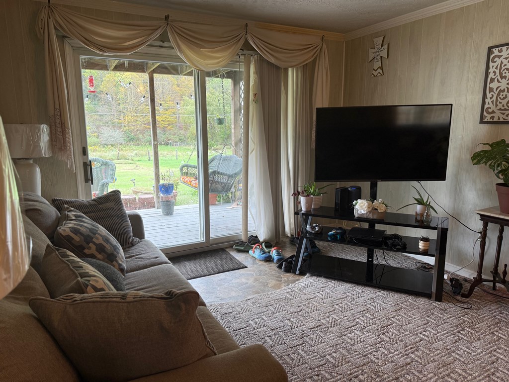 1014 Cavitts Creek Road