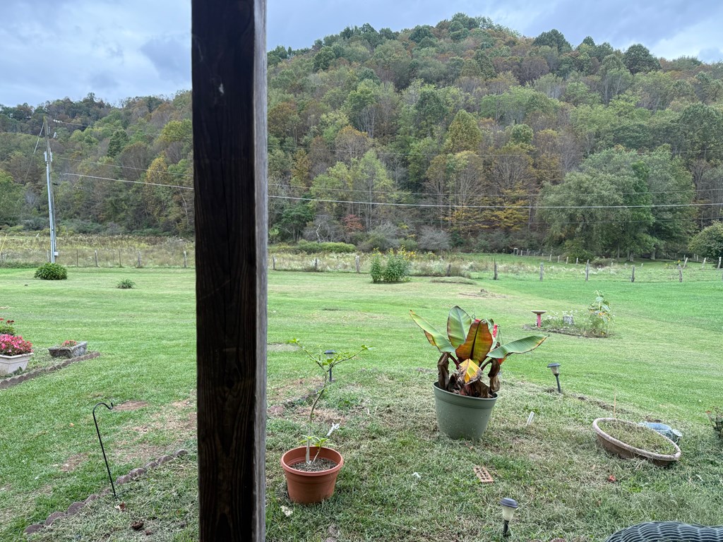 1014 Cavitts Creek Road