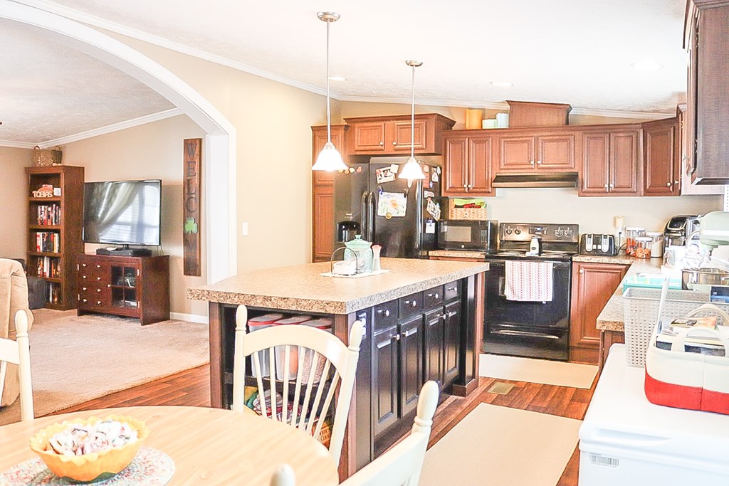 1195 Peeled Poplar Road