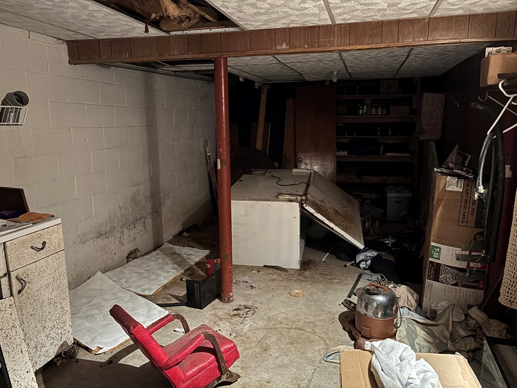 387 Hummingbird Hill