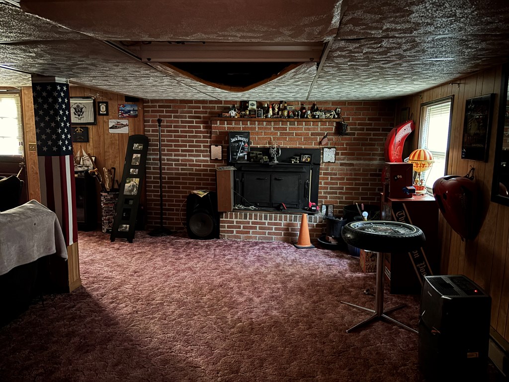 387 Hummingbird Hill