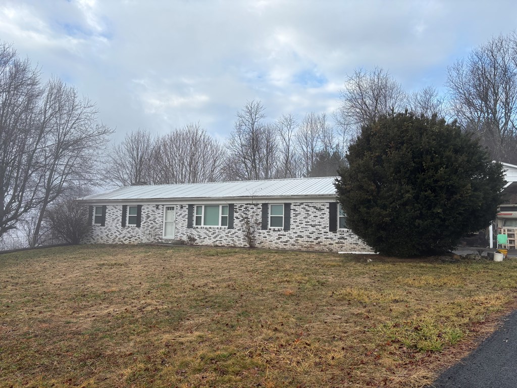 387 Hummingbird Hill