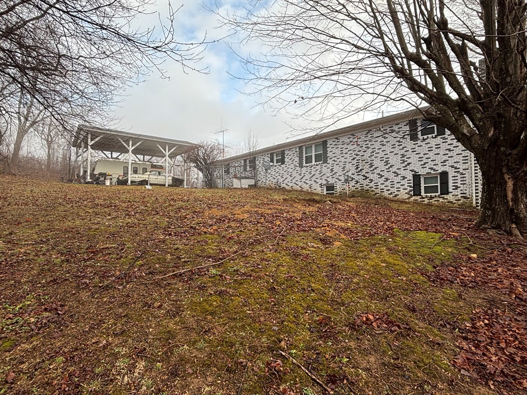 387 Hummingbird Hill