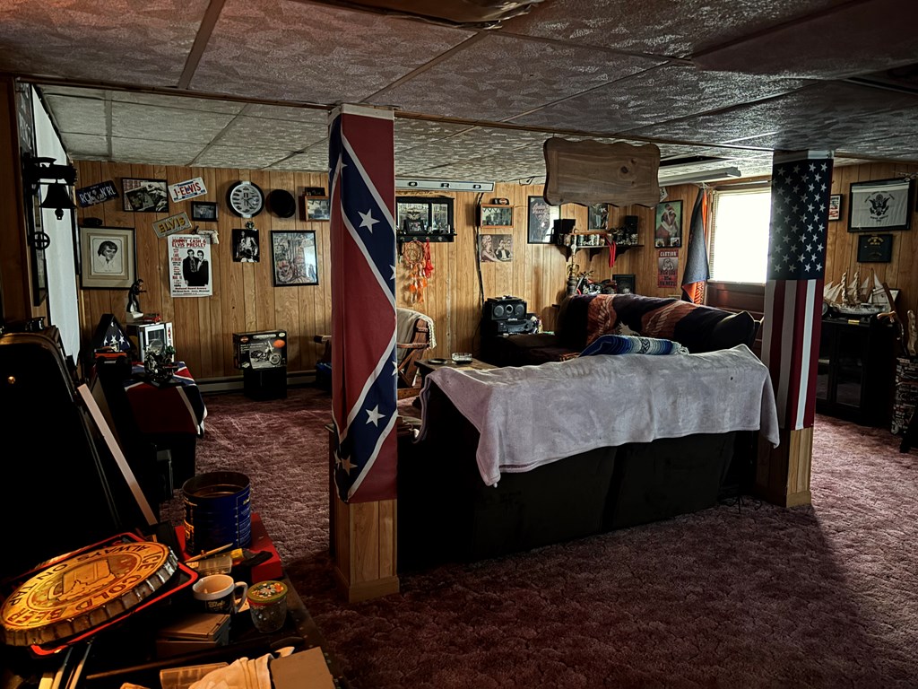 387 Hummingbird Hill