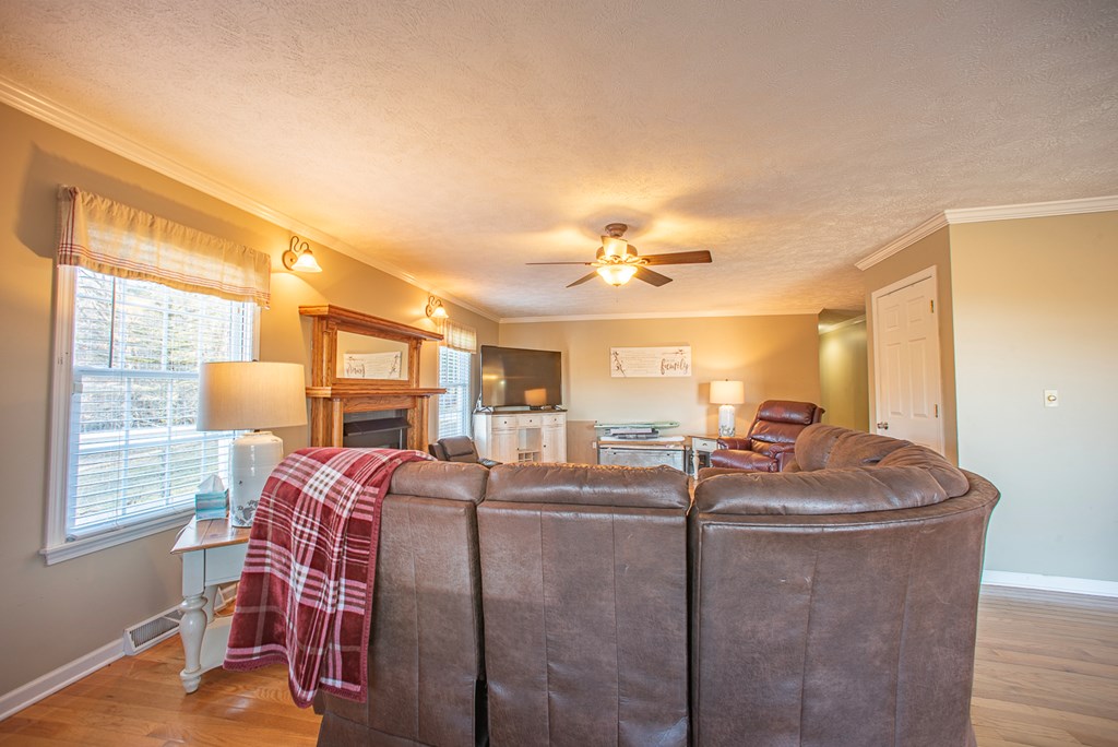 15324 Sun Valley Drive