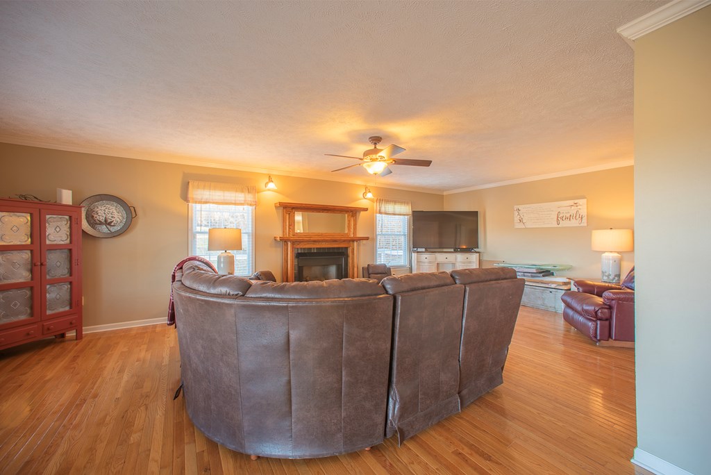 15324 Sun Valley Drive