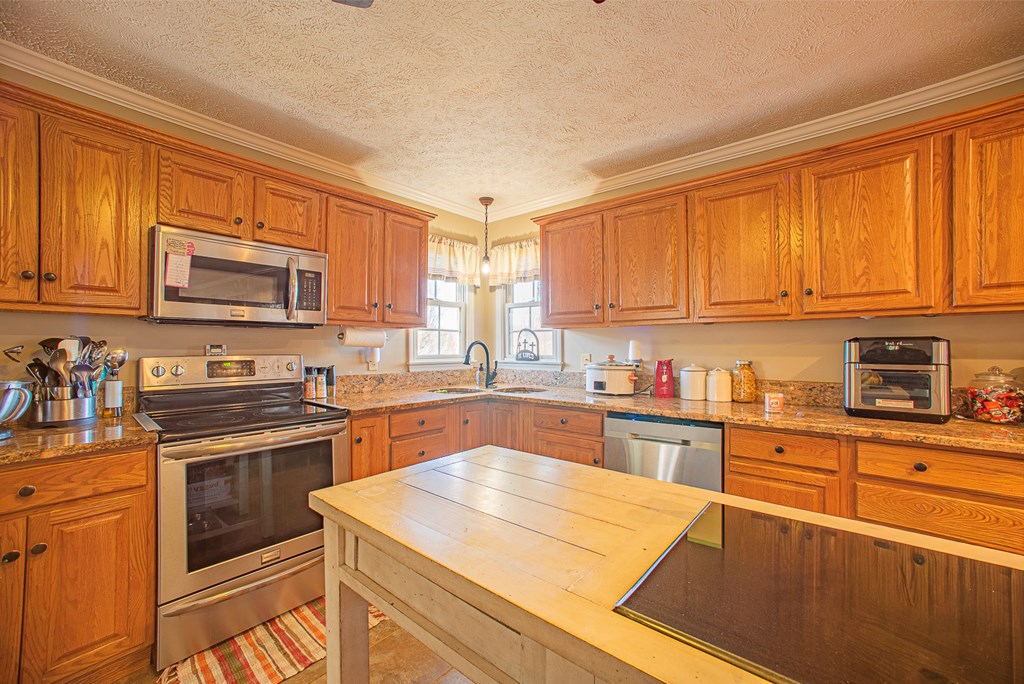 15324 Sun Valley Drive