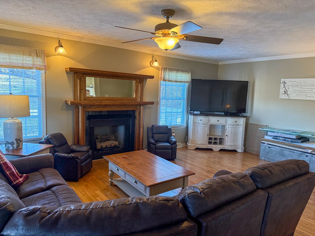 15324 Sun Valley Drive