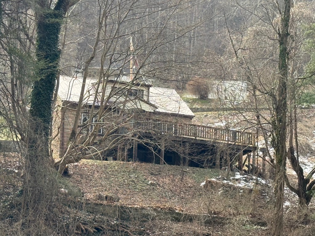 1148 Russell Hill Street