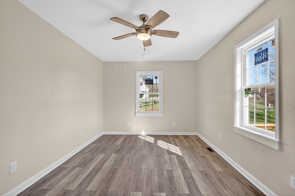 254 Mcfarlane Lane