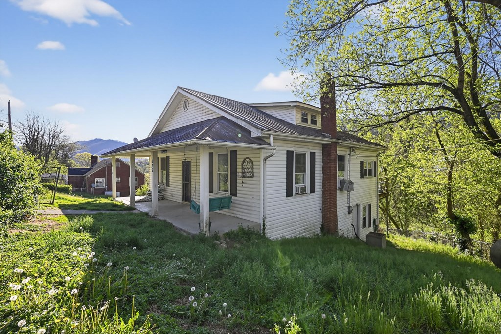 329 Fir Street