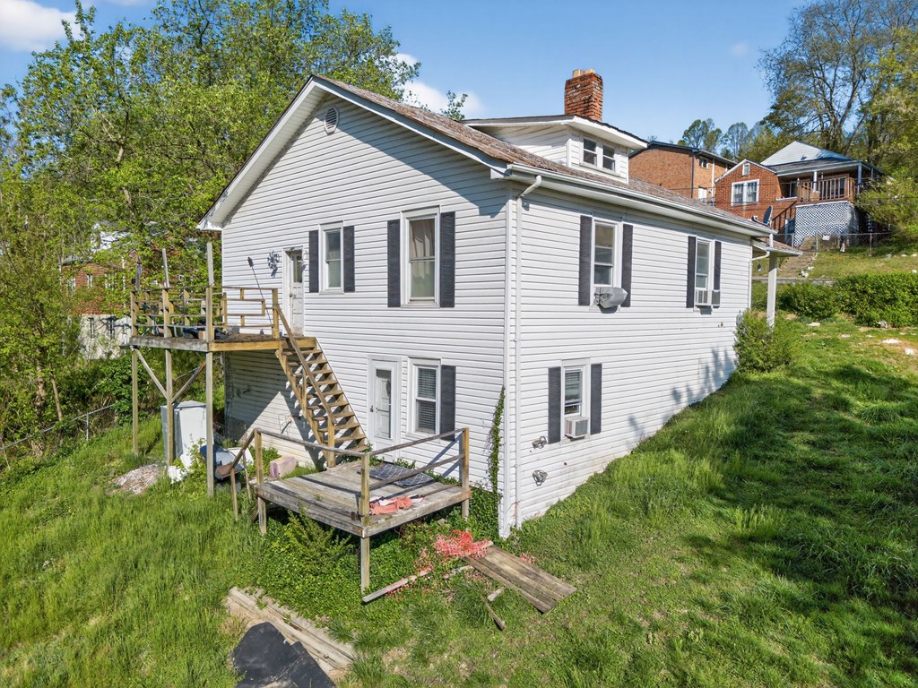 329 Fir Street