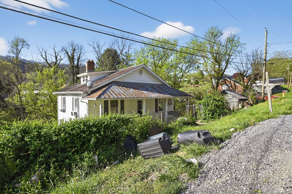 329 Fir Street