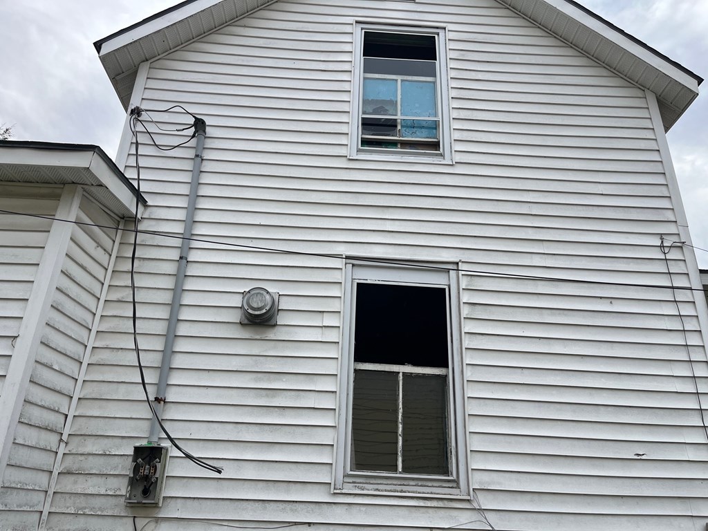 910 W Main Street