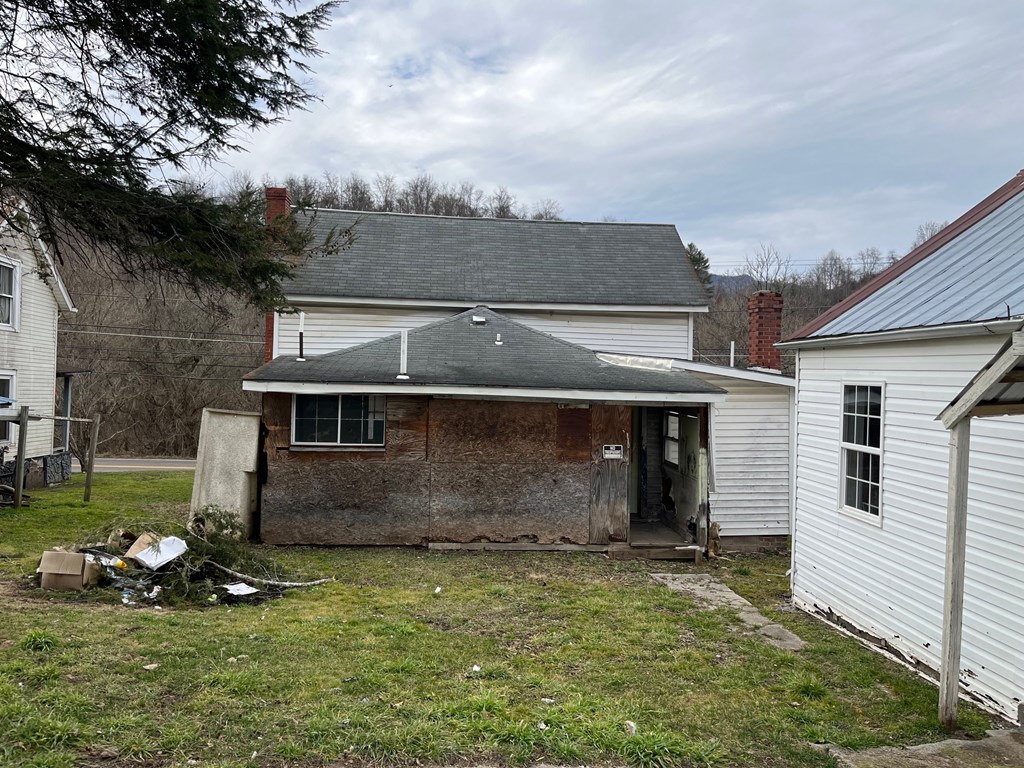 910 W Main Street