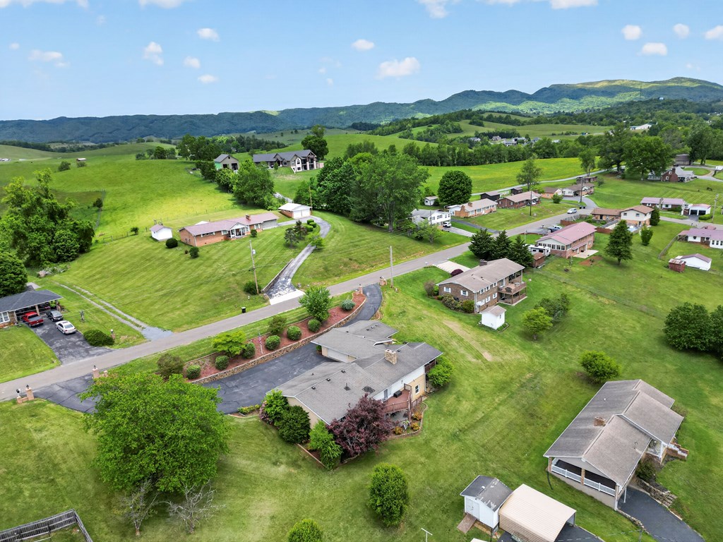 752 Skyview Drive