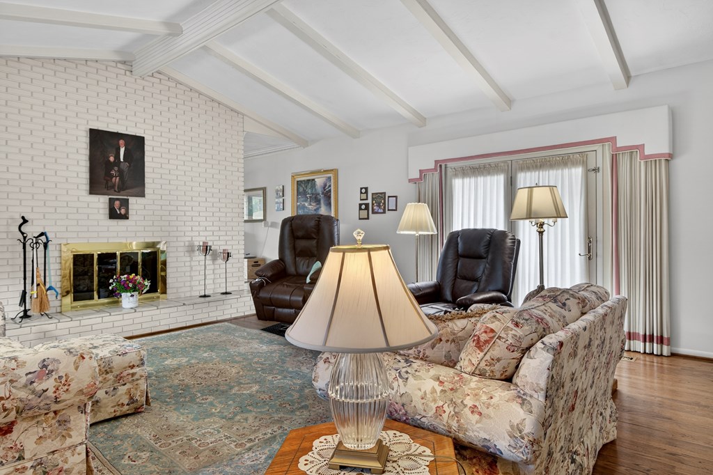 752 Skyview Drive