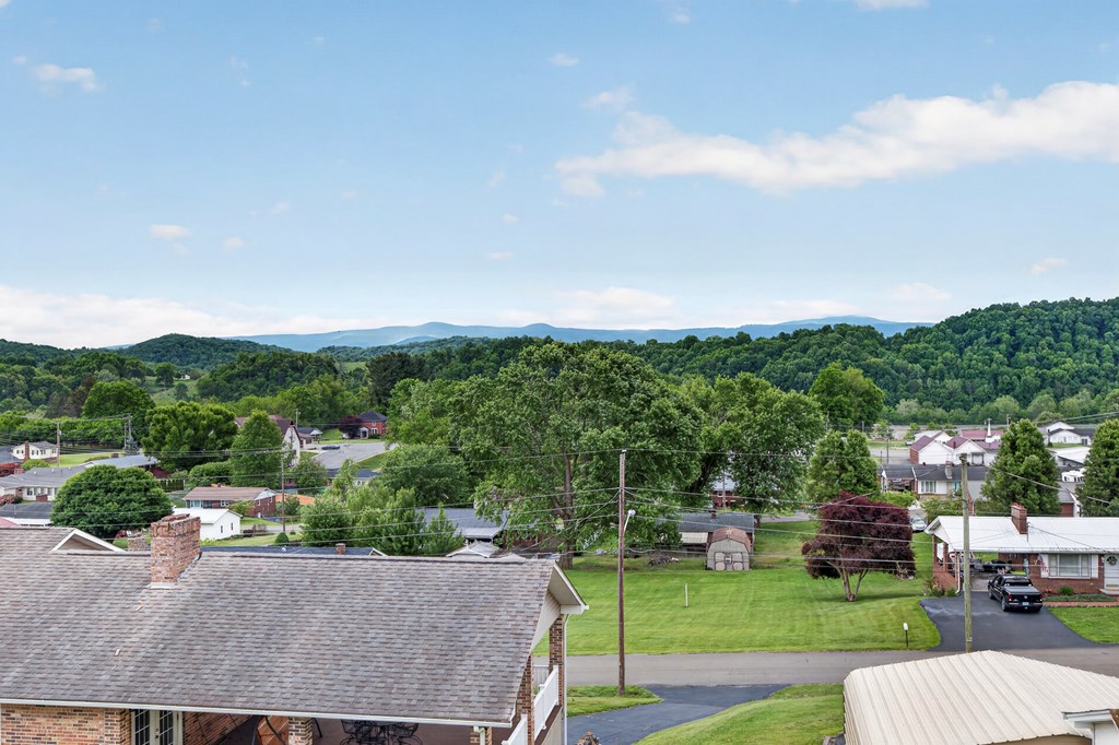 752 Skyview Drive