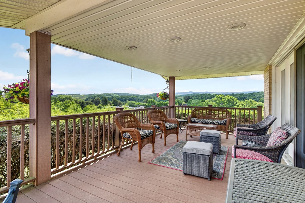 752 Skyview Drive