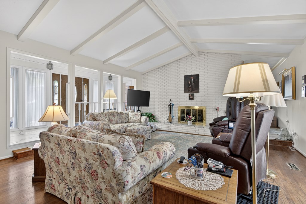 752 Skyview Drive